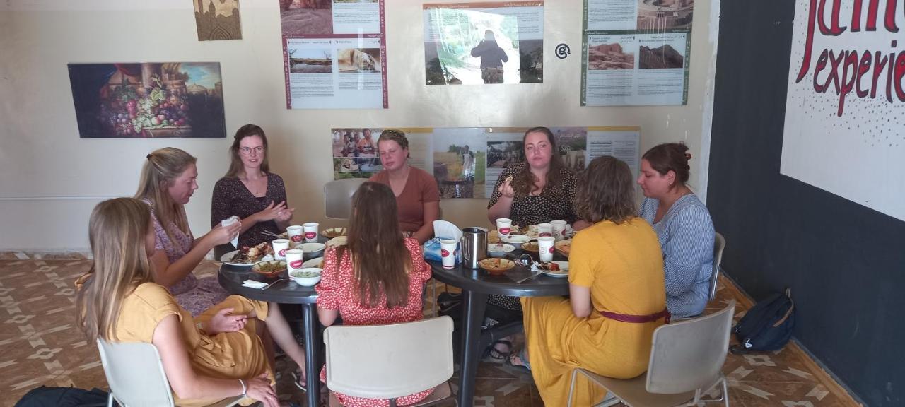 Safi Kitchen Hostel Gawr as-Safi Zewnętrze zdjęcie